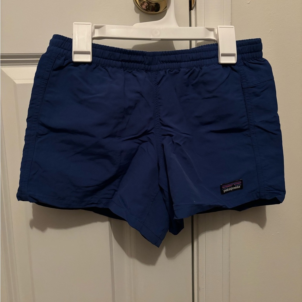 Navy blue Patagonia girls size XL shorts